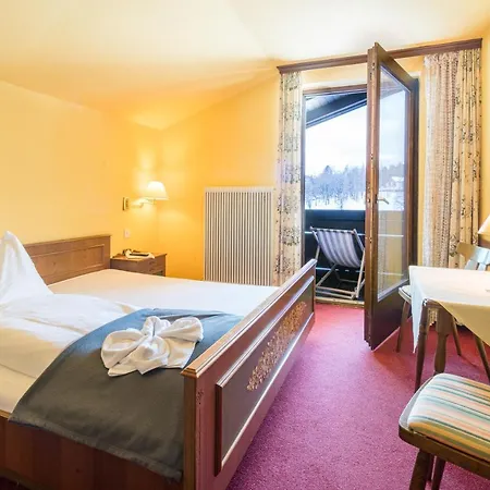 Knollhof 3*