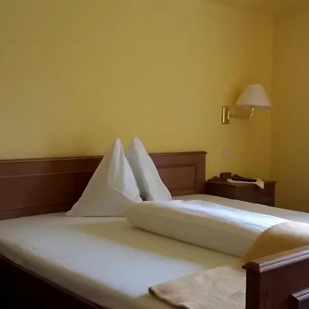 Knollhof Hotel