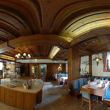 Knollhof Hotel 3*